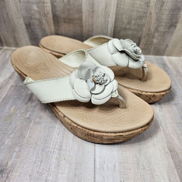 Crocs Womens Size 9 A-Leigh Thong Sandals Slip On Flower Shoes - Picture 1 of 12